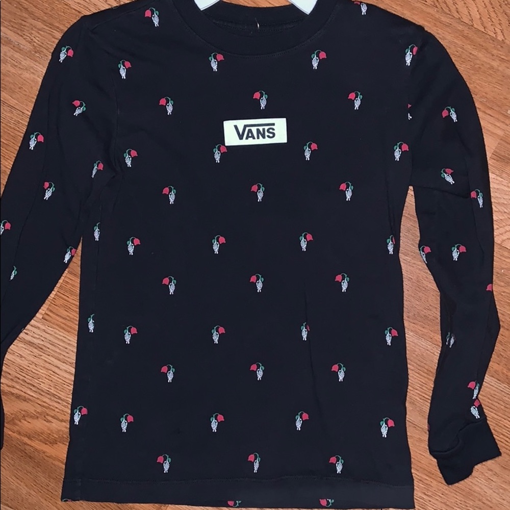 women’s XS vans shirt